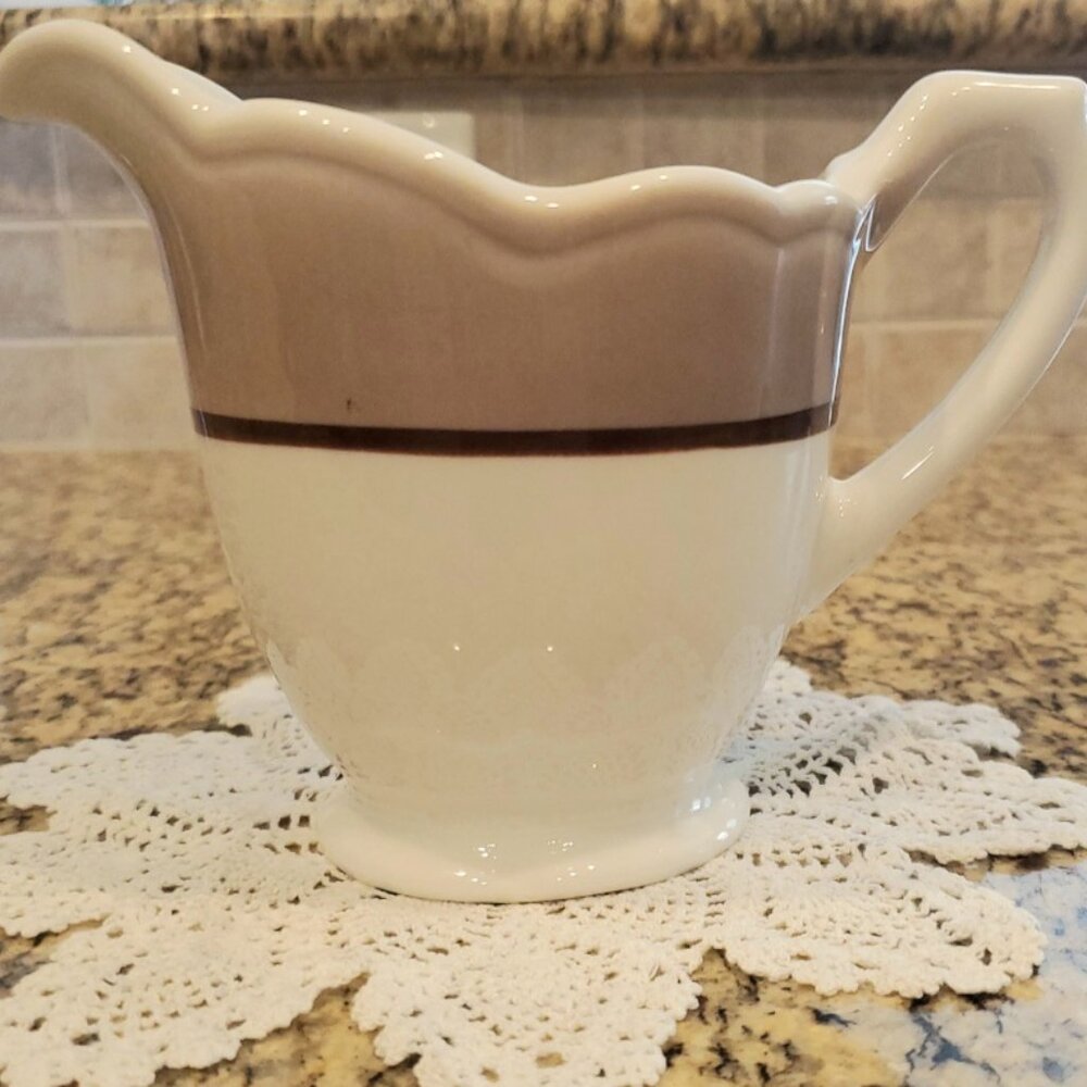 Vintage Ivory Brown Creamer Syracuse China Restaurant Ware 92-B ~ Made in USA
